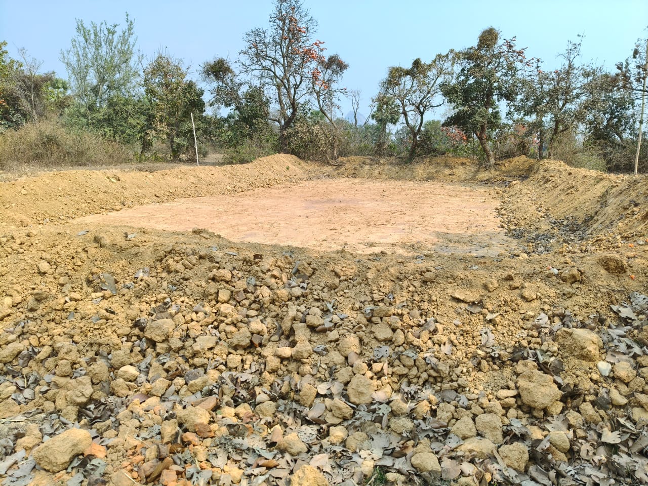 सरैयाहाट  प्रखंड प्रमुख ललित मरांडी ने मनरेगा योजना में अवैध निकासी को लेकर उप विकास आयुक्त को दिया आवेदन